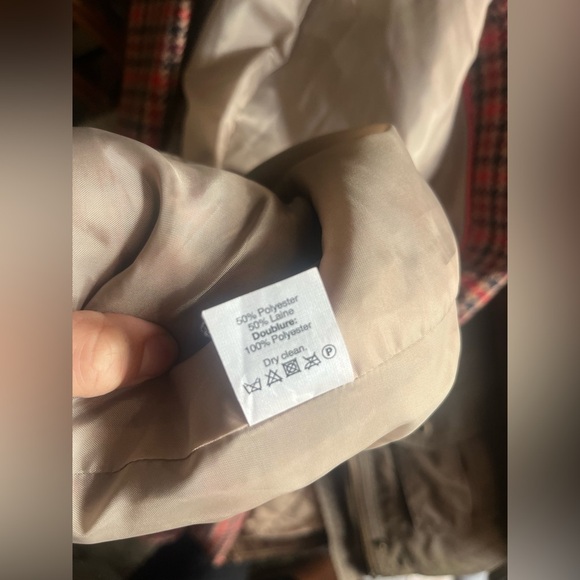 LL Bean Barn Jacket Women's Jacket - Picture 3 of 7